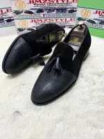 Black v noir - Image 2